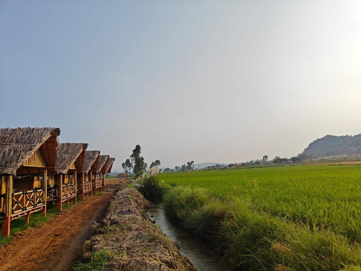 The Sundown Hampi Hotel Exterior foto
