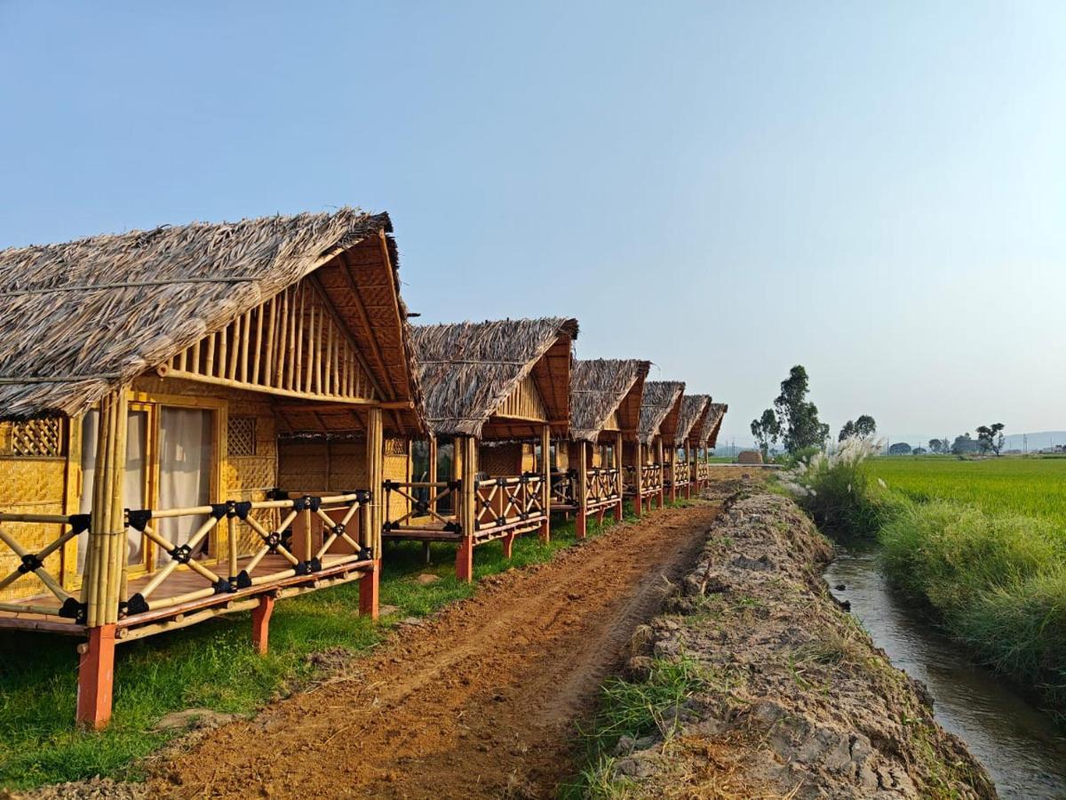 The Sundown Hampi Hotel Exterior foto